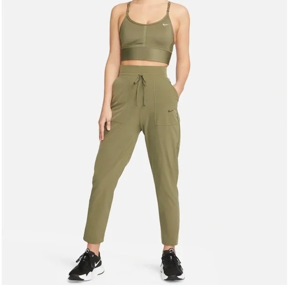 Nike Bliss Luxe 7/8 Dri-Fit Pants